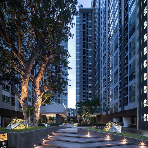 Exterior 2, Central Pattaya Condo With Infinity Pool, Pattaya