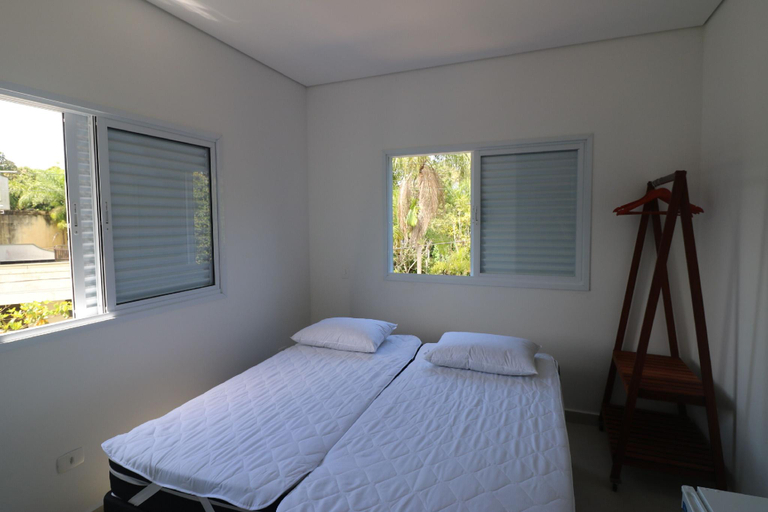 Bedroom 2, Barbieri Beach agora com piscina aquecida!, Bertioga
