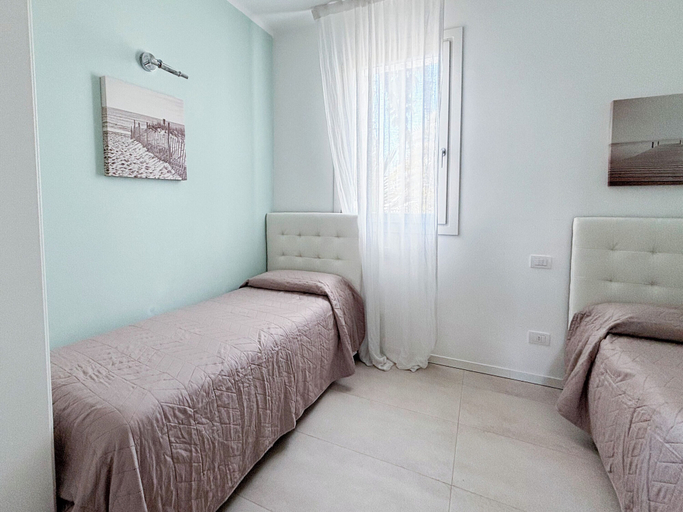 Room 5, Elegant Flat With Delightful Outdoor Space, Venezia