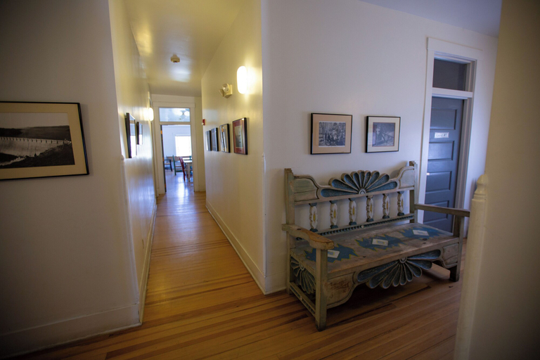 Interior 3, Dam Site Lodge, Sierra