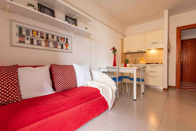Living room 2, Comfortable Apartment With a Shared Pool-beahost, Venezia