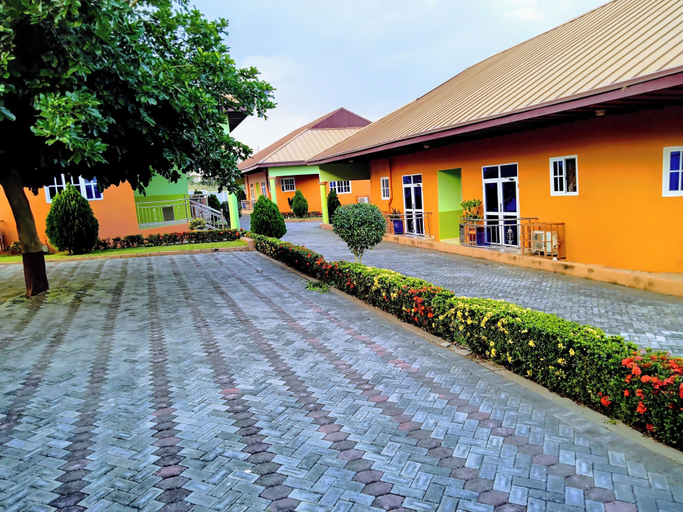 Others 3, Renajoe Exclusive Centre, Ejisu-Juabeng