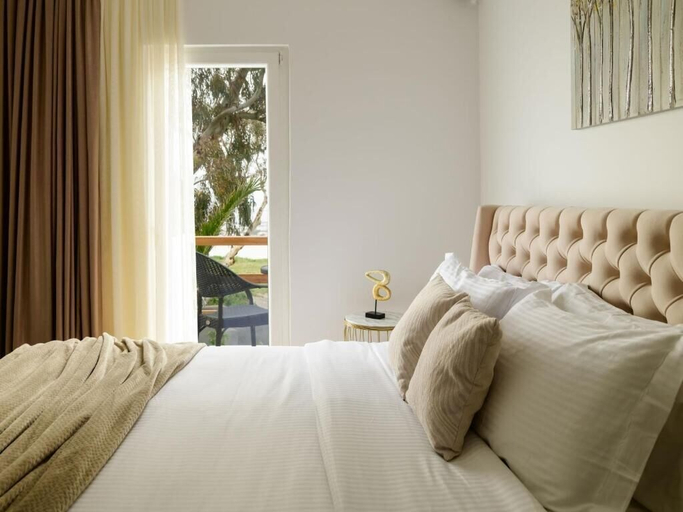 Room 2, Ebita's Suites, South Aegean