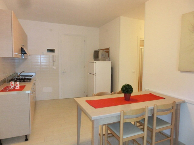 Dining 4, Lovely Flat Close to the Beach-beahost, Venezia