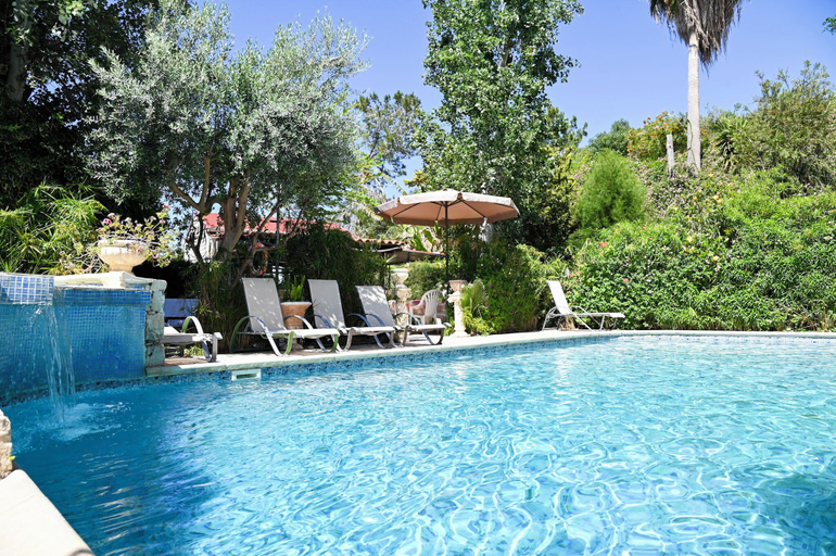 Pool 4, Room-kritos Apartments-one Bedroom