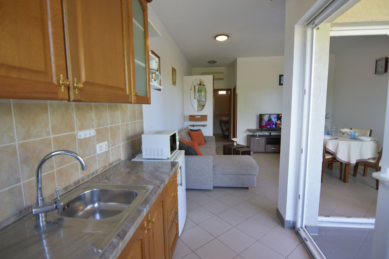 Living room 2, Equipped Flat Just a Short Walk From the Beach, Novigrad