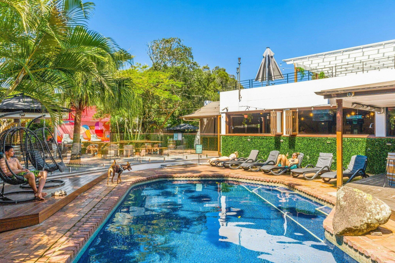 Sport & Beauty 5, Aquarius Backpackers Resort, Byron