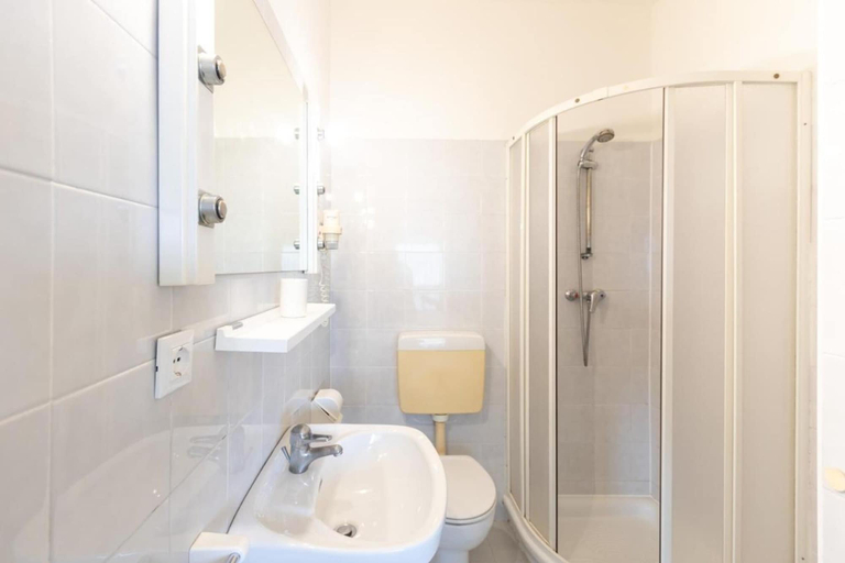 Bathroom, Coastal Studio With Stunning sea Views, Udine