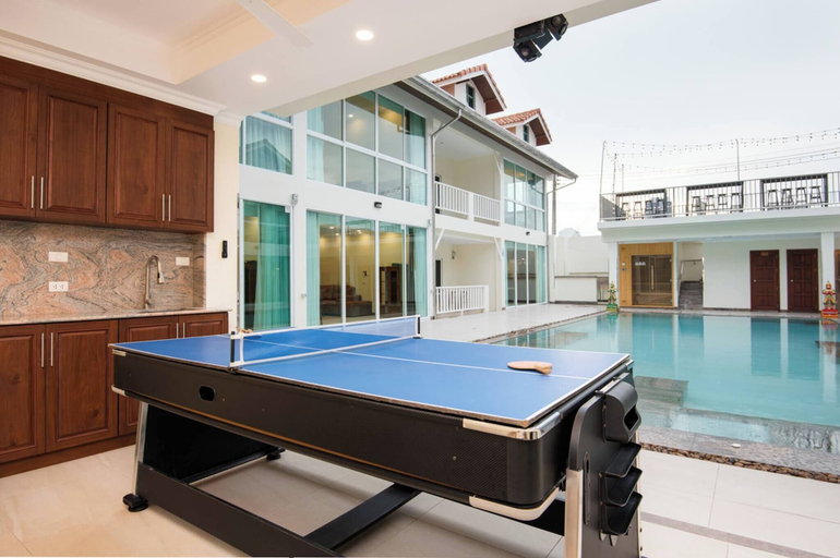 Game room 5, #1 Luxury 4BR Resort Poolvilla Pratamnak Residence, Pattaya