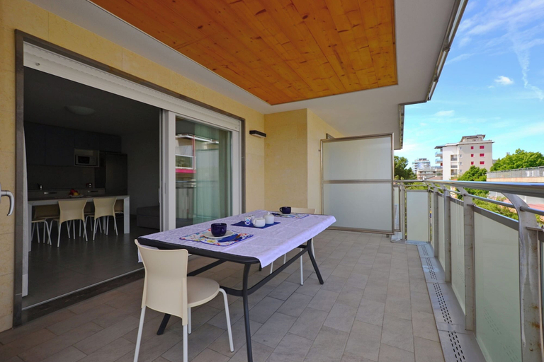 Balcony 4, Coastal Flat With Spacious Balcony, Udine