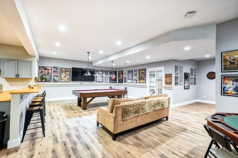 Game room 4, Dog-friendly Lakefront Home With a Game Room, Children's Items, and Firepit, Louisa
