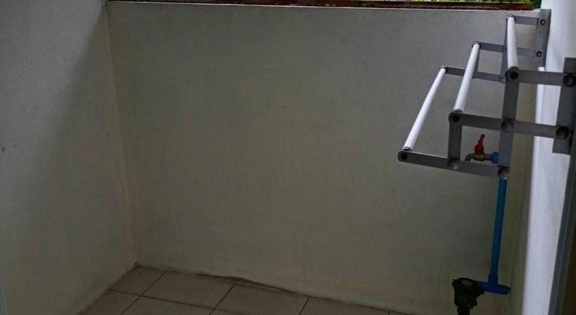 Bathroom 3, Nontharat Mansion, Muang Nonthaburi