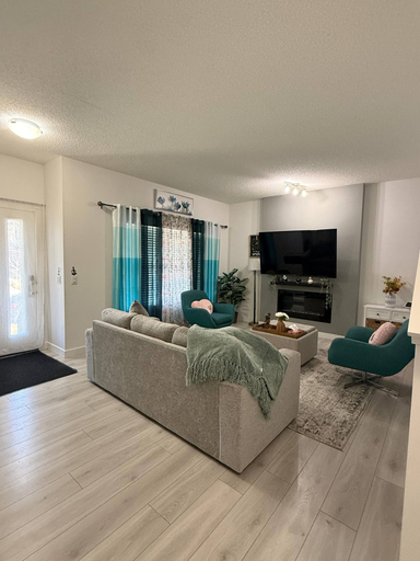 Living area 3, A&A Retreatfam-friendly 3BR Spacious Haven Leduc, Division No. 11