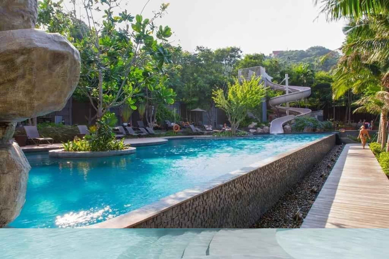 Pool 2, Large High Floor, Best Pool and Awesome Location, Pattaya