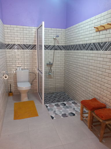 Bathroom shower, Room-riad dar Tazoulte Bedroom, Zagora