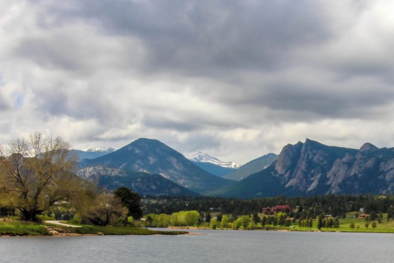 Mountain view 5, Charming Updated Cabin With Full Kitchen, Wifi, Central AC, Fireplace & Deck, Larimer
