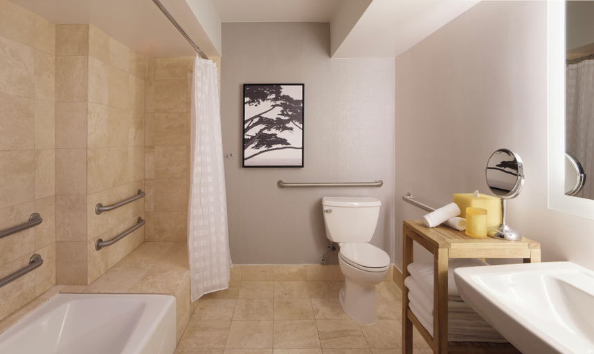 Bathroom 5, Hyatt Regency Monterey Hotel & Spa, Monterey