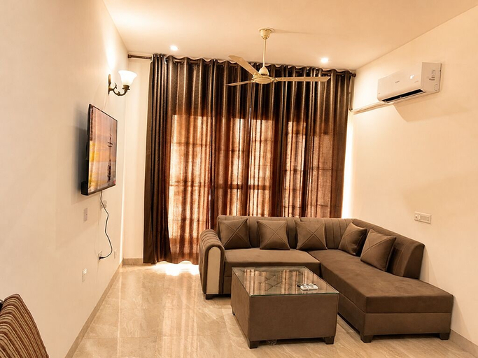 Living room 4, Spacious 2-Bedroom Apartment with Full Access, Sahibzada Ajit Singh Nagar