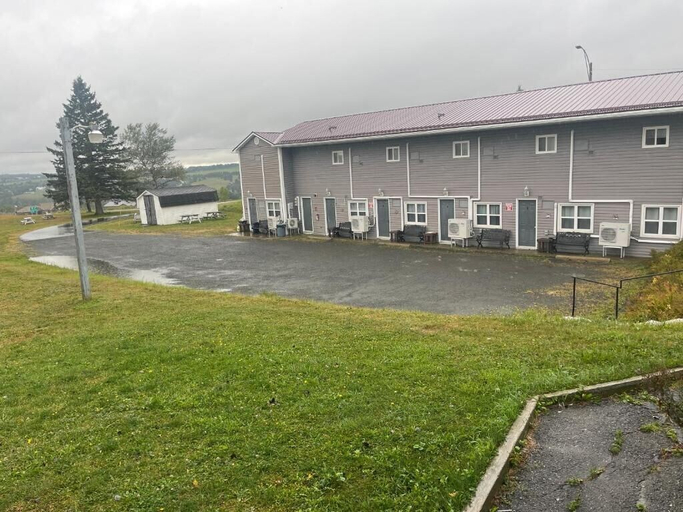 Exterior 4, Ja-Sa-Le Motel, Carleton
