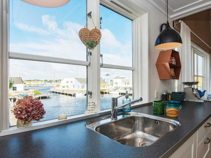 Others 5, 8 person holiday park home in Ebeltoft, Syddjurs