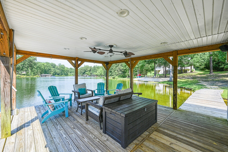 Terrace/patio 5, Lakefront Home With Private Beach, Dock, Deck, Kayaks, Game Room, & Fireplace, Louisa