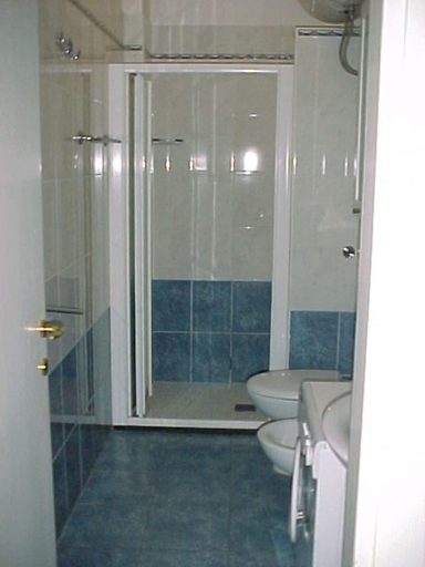 Bathroom, Cozy Apartment 150m From the sea, Udine