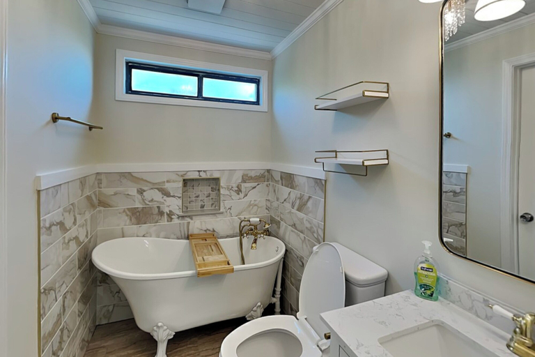 Bathroom 4, Sunray Cottage by Topsail Realty, Pender