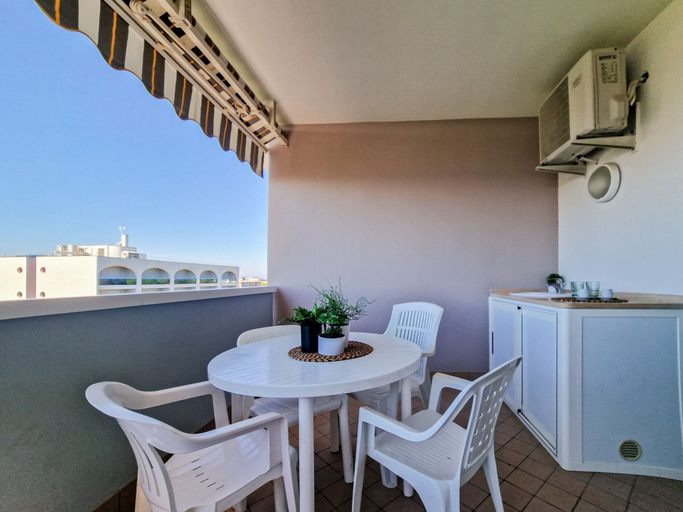 Balcony 3, Luminous one Bedroom Flat With Side sea View, Venezia