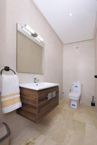 Bathroom 5, Charming 2-bedroom Apartment in the Heart of Marrakech, Marrakech