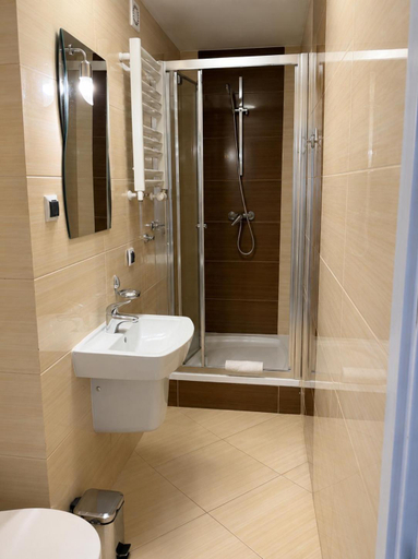 Others 5, Hotel Karolinka, Jelenia Góra