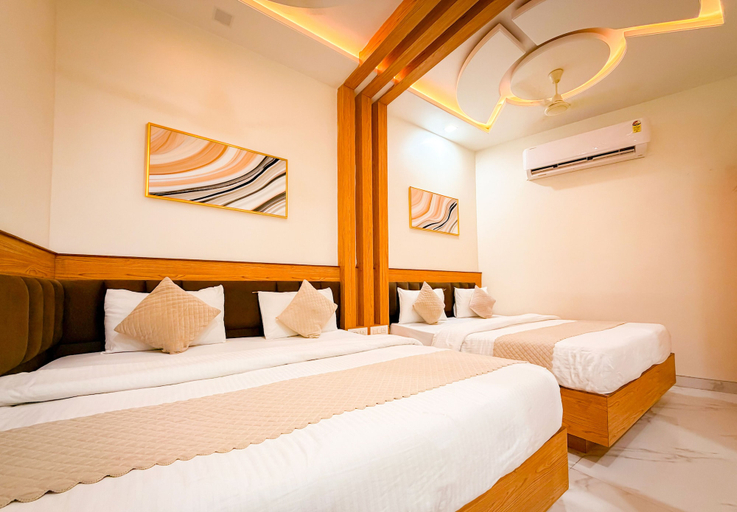 Bedroom 3, Hotel Shri Radha Orchid, Mathura