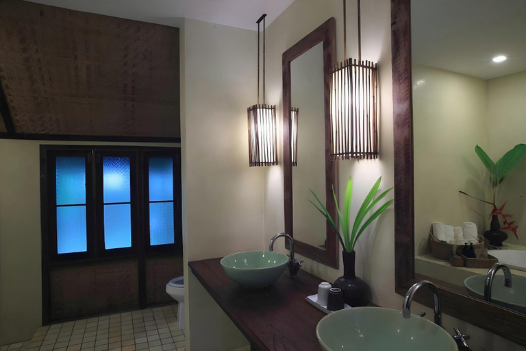 Bathroom 4, Azalea Village, Chiang Dao