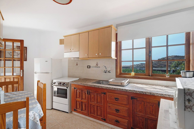 Private kitchen, La Caldera Sunset View, Santa Cruz de Tenerife