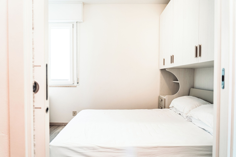 Room 5, Beautiful Flat With sea View in Bibione, Venezia