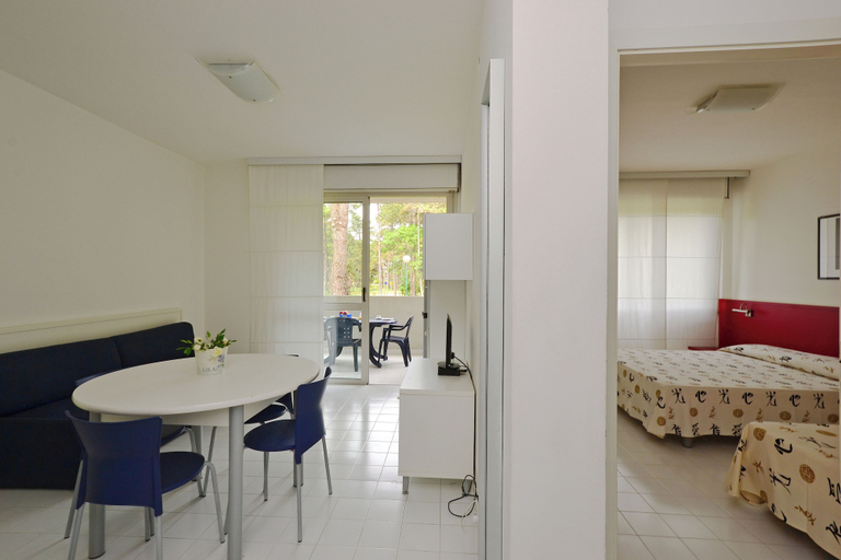 Dining room 3, Dreamy Apartment in a Quiet Area, Udine