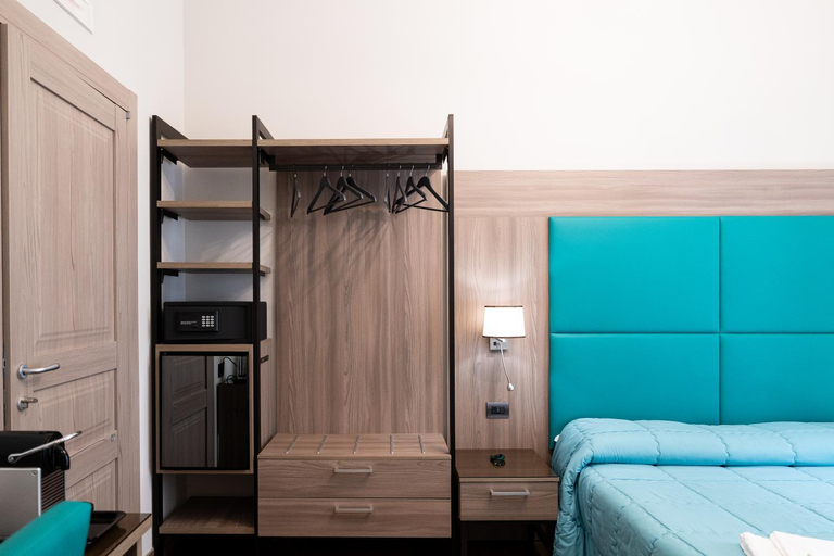 Bedroom 4, I MITI DI PARTENOPE, Napoli