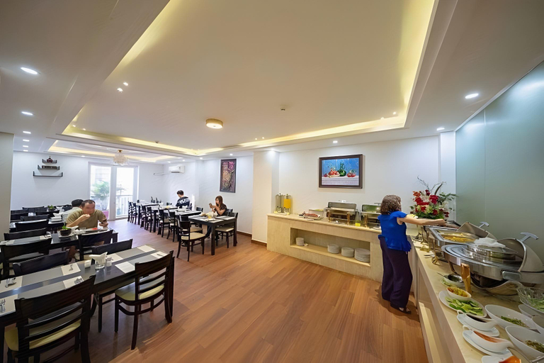 Food & Drinks 5, Airport Saigon Hotel, Tân Bình