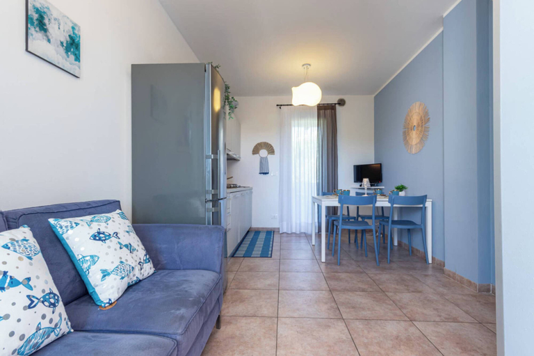 Living room, Recently Built House With Swimming Pool, Venezia