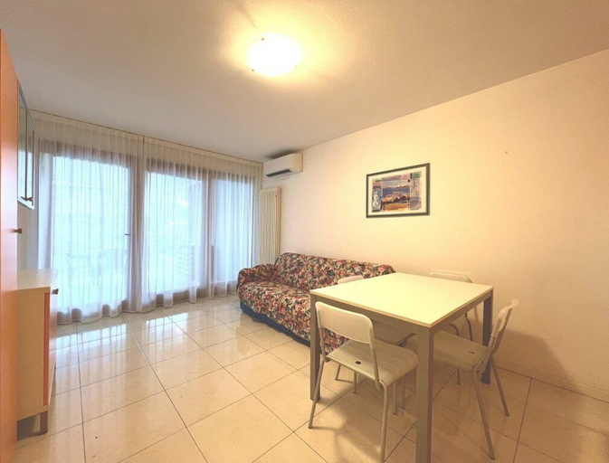 Living room, Bright and Spacious Vacation Home in Grado, Gorizia