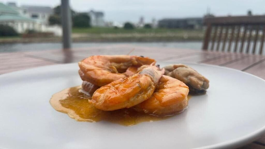 Food and drink 3, Villa Martinique Canals, Cacadu