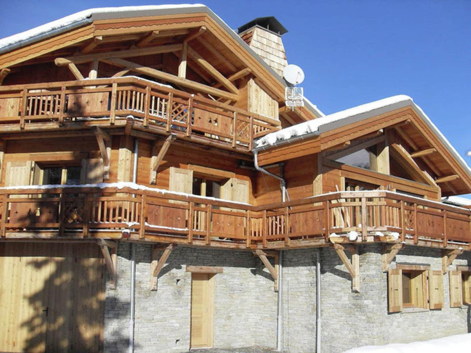 Exterior view 3, Chalet in Les 2 Alpes near Ski Piste, Isère