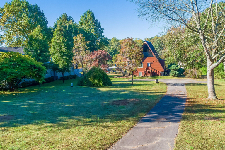 Property grounds 2, Charming, Lakefront A-frame With Private Dock, Lakeside Gazebo, Spacious Deck, Spotsylvania