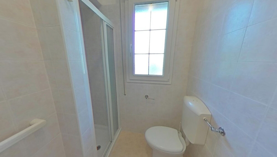 Bathroom, Central Retreat Just a Short Walk From the Coast, Udine