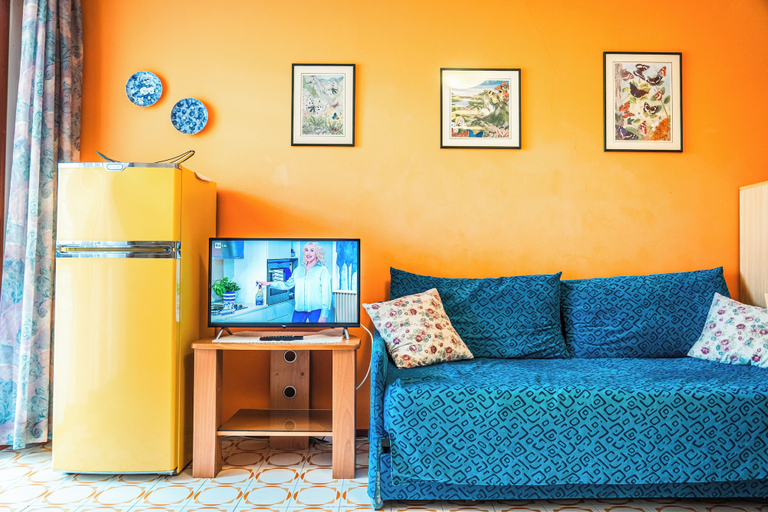 Living room 2, Colourful Apartment With Terrace in Bibione, Venezia