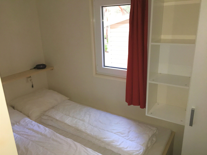 Room 2, Cozy Glamping Chalet in Palamós With Garden View, Girona