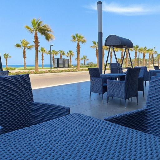 Food & Drinks 3, Beachfront Chalet in Porto Said, Egypt - Perfect Getaway, Al-Manasrah