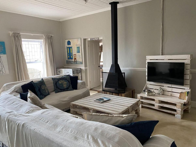 Others 4, Room-cozy Crner Kitehouse, West Coast