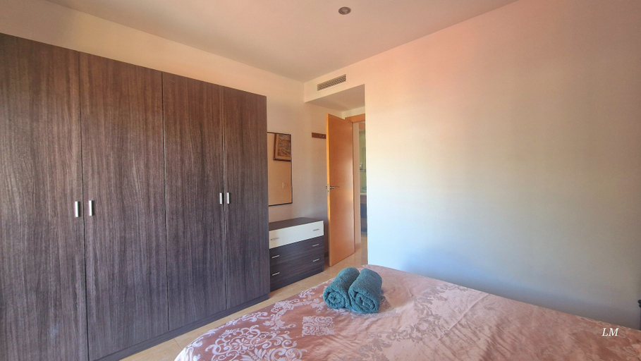 Room 4, Cozy Apartment by the Sea in Lloret de Mar - Ref A090 Rene Go2llolet, Girona
