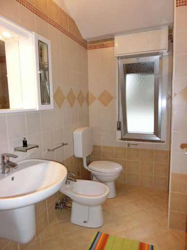Bathroom, Cozy Apartment With Swimming Pool Access, Venezia