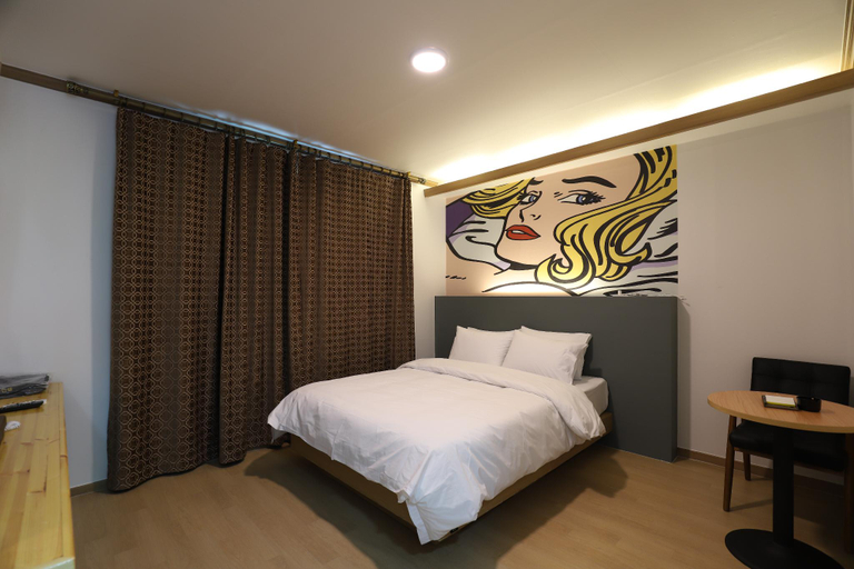 Bedroom 2, Chungju Gana Inn, Chungju